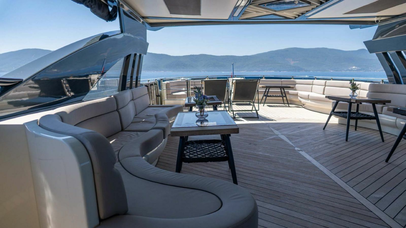 Custom Built 115 | Den Den