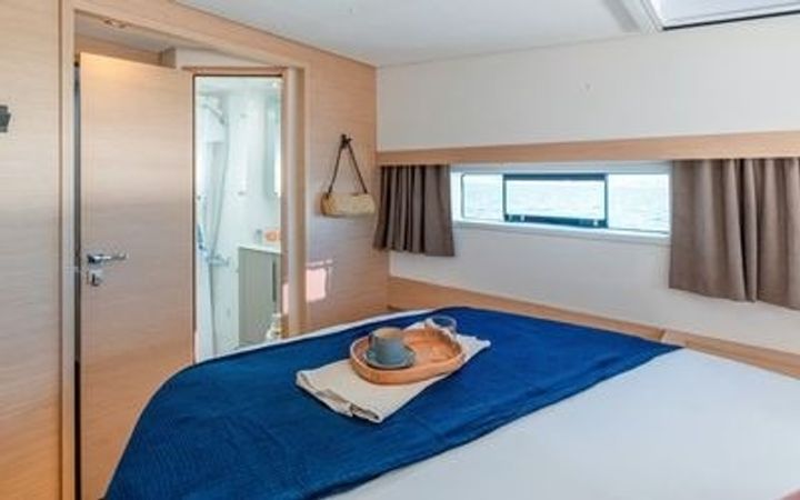 Fountaine Pajot FP44 | Hi Laka