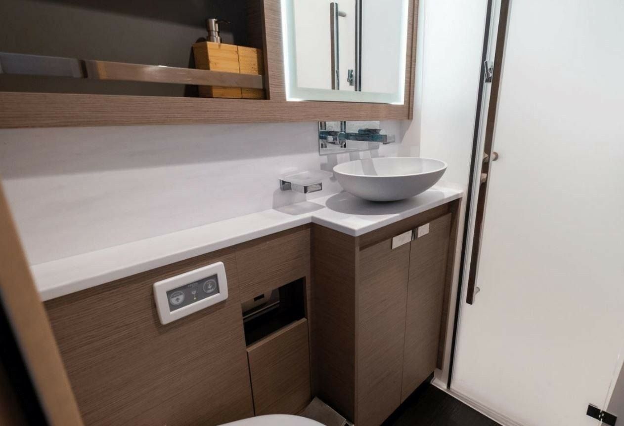 Fountaine Pajot Alegria 67 | Mus 3