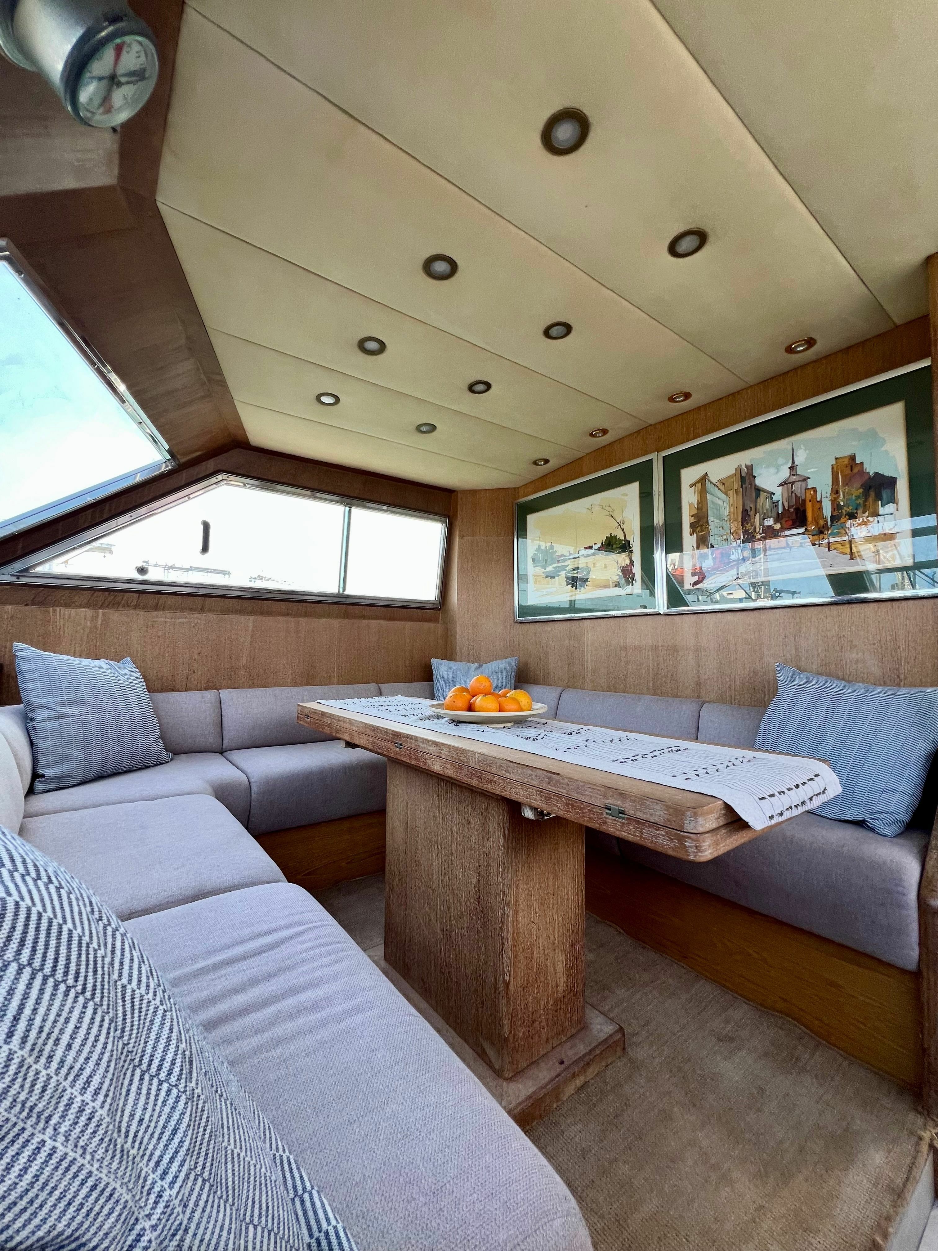 Cantieri di Pisa Akhir 20 | Camida