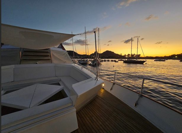 Cantieri di Pisa Akhir 20 | Camida