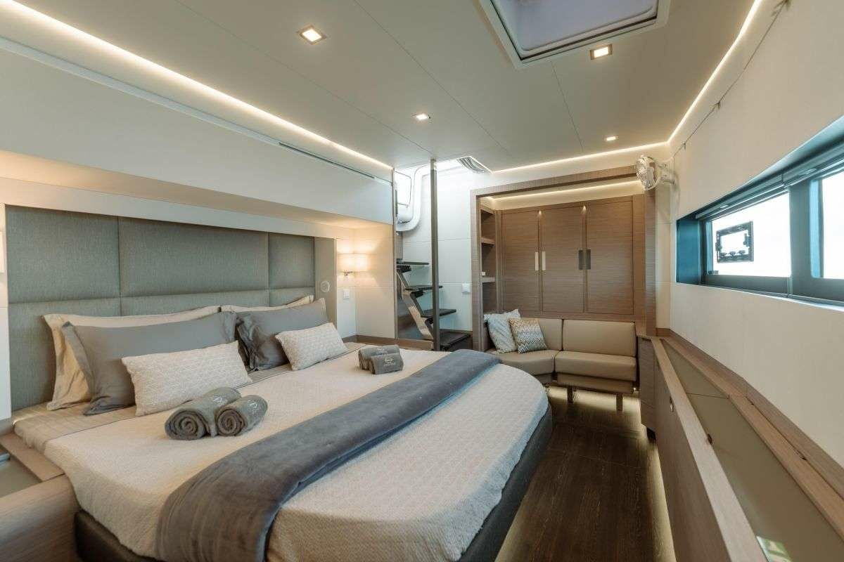 Fountaine Pajot Alegria 67 | Azure
