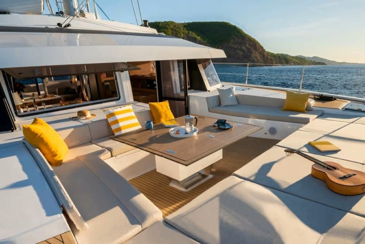 Bali 5.8 | Endeavour