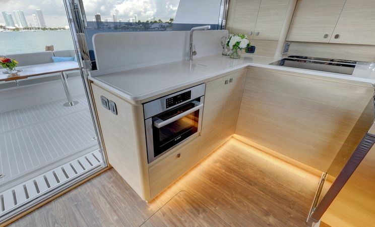 Aquila 50 | Infinity 1