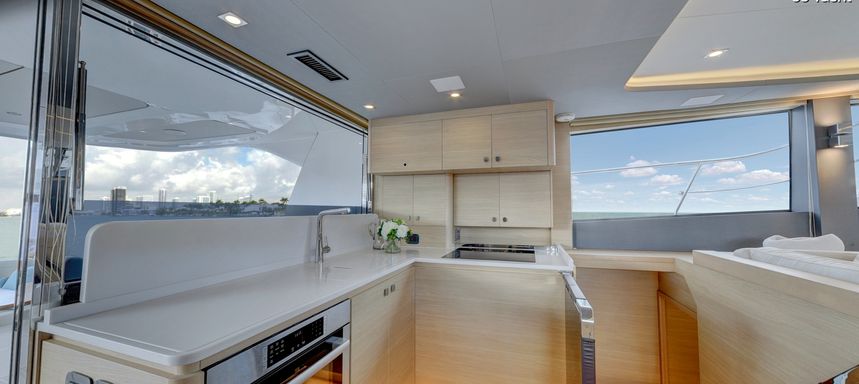 Aquila 50 | Infinity 1