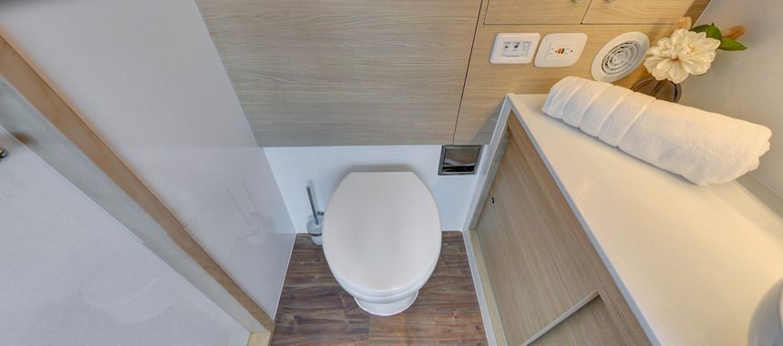 Aquila 50 | Infinity 1