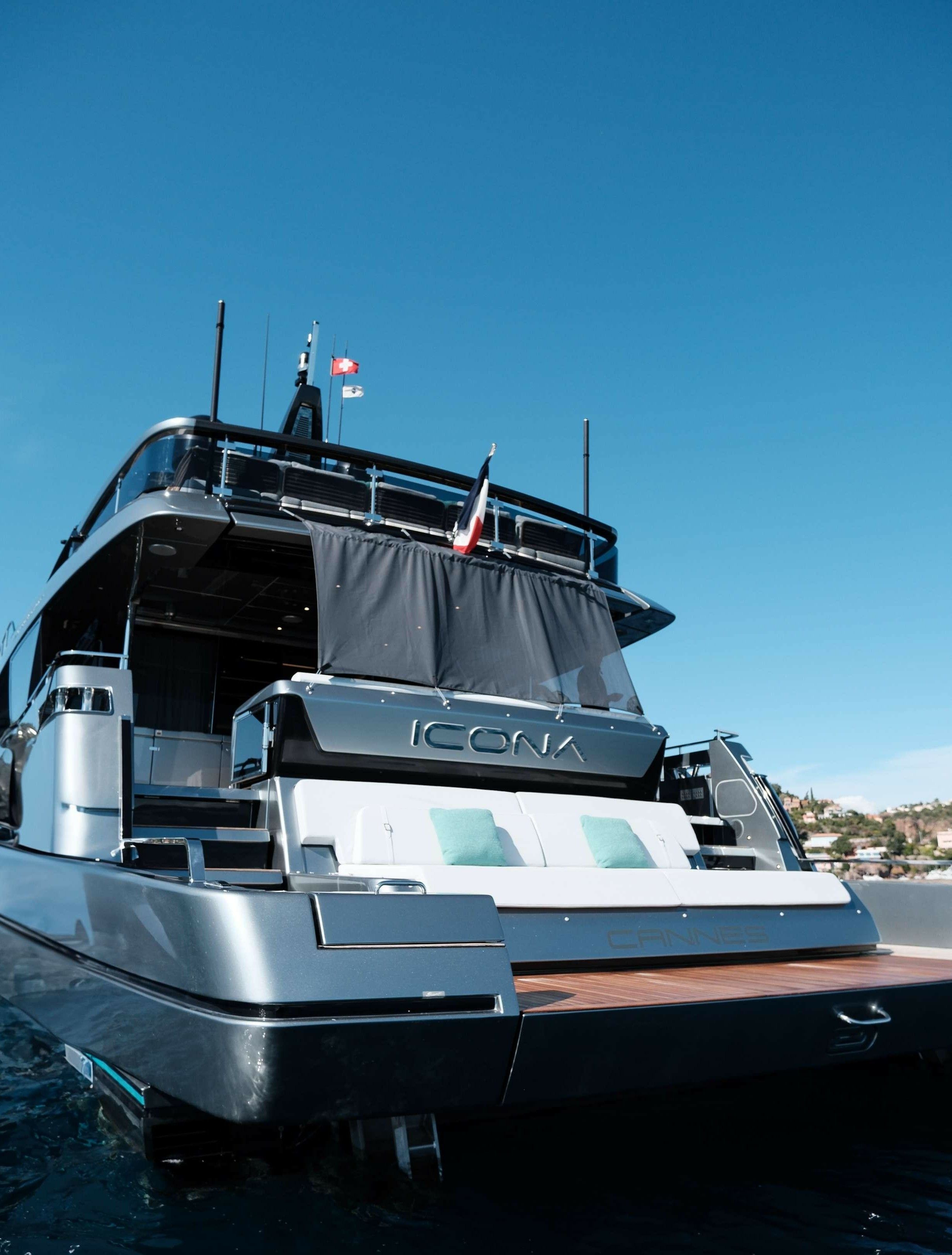 Riva 102 Corsaro | Icona