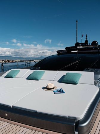 Riva 102 Corsaro | Icona