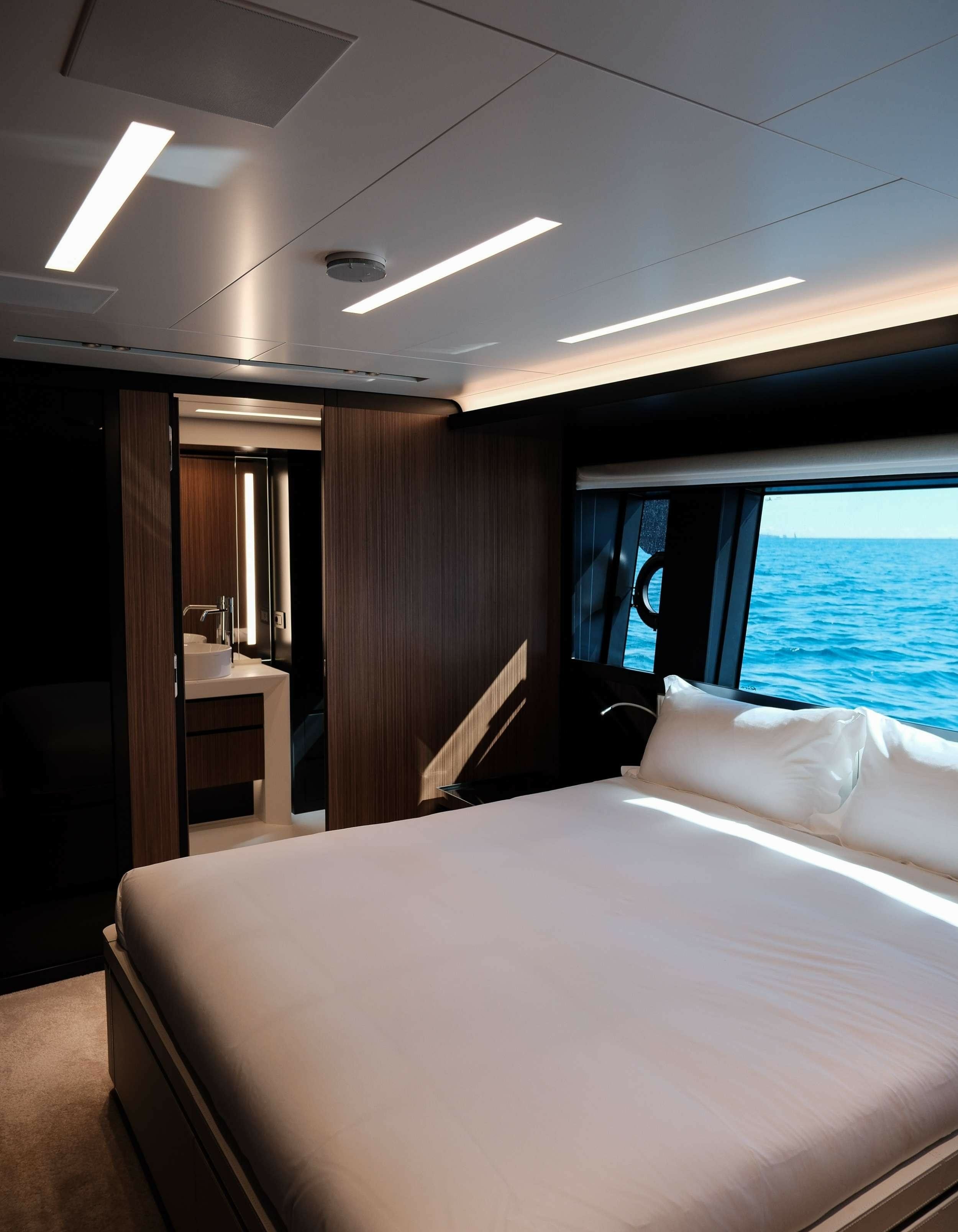 Riva 102 Corsaro | Icona