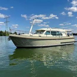 Linssen GS 34.9 Sedan | Salida