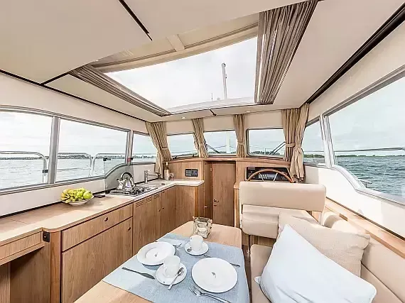 Linssen GS 34.9 Sedan | Salida