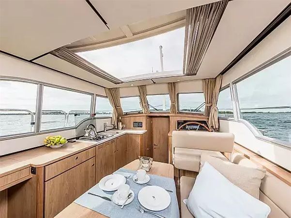 Linssen GS 34.9 Sedan | Salida