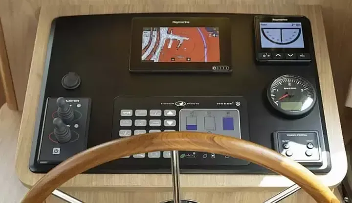 Linssen GS 34.9 Sedan | Salida