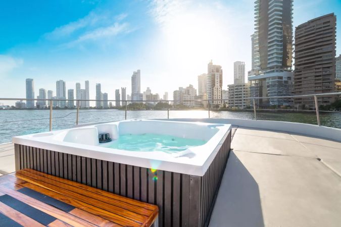 Custom Built 61 | Mavi Soul