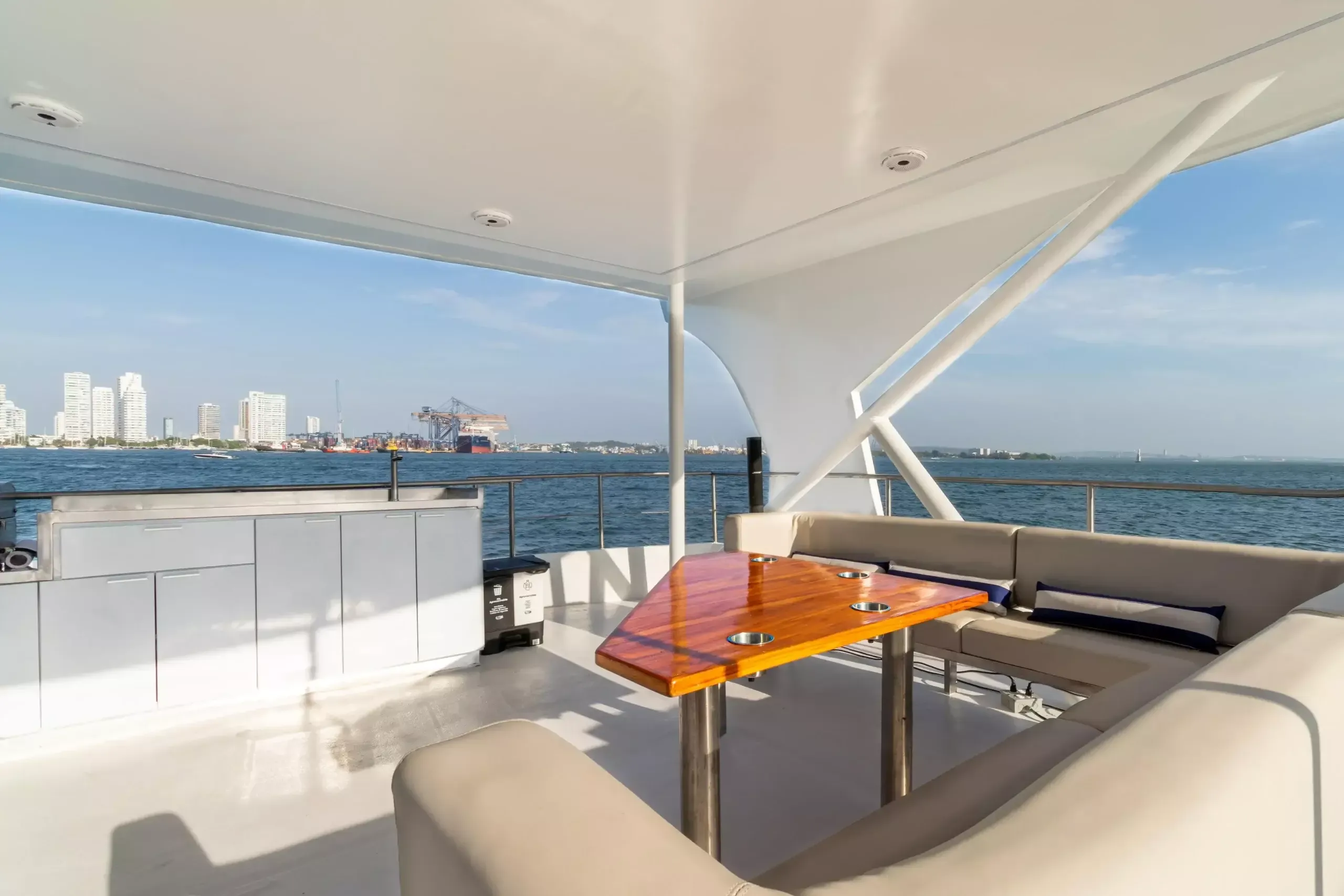 Custom Built 61 | Mavi Soul