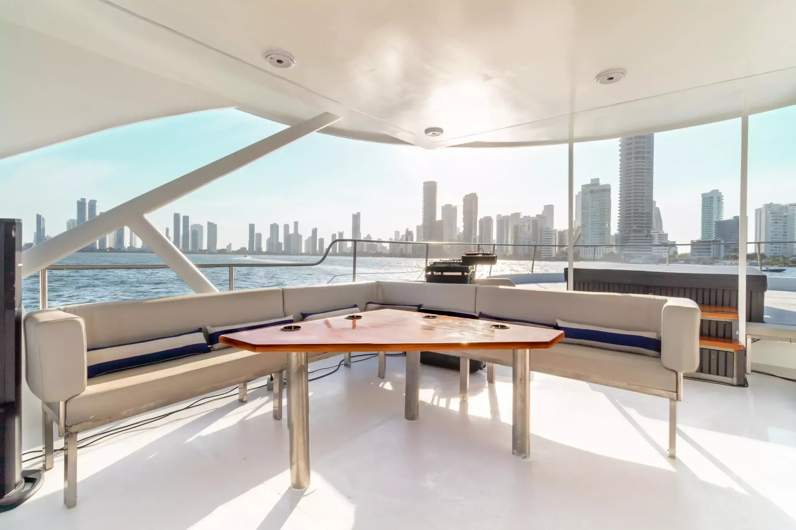 Custom Built 61 | Mavi Soul