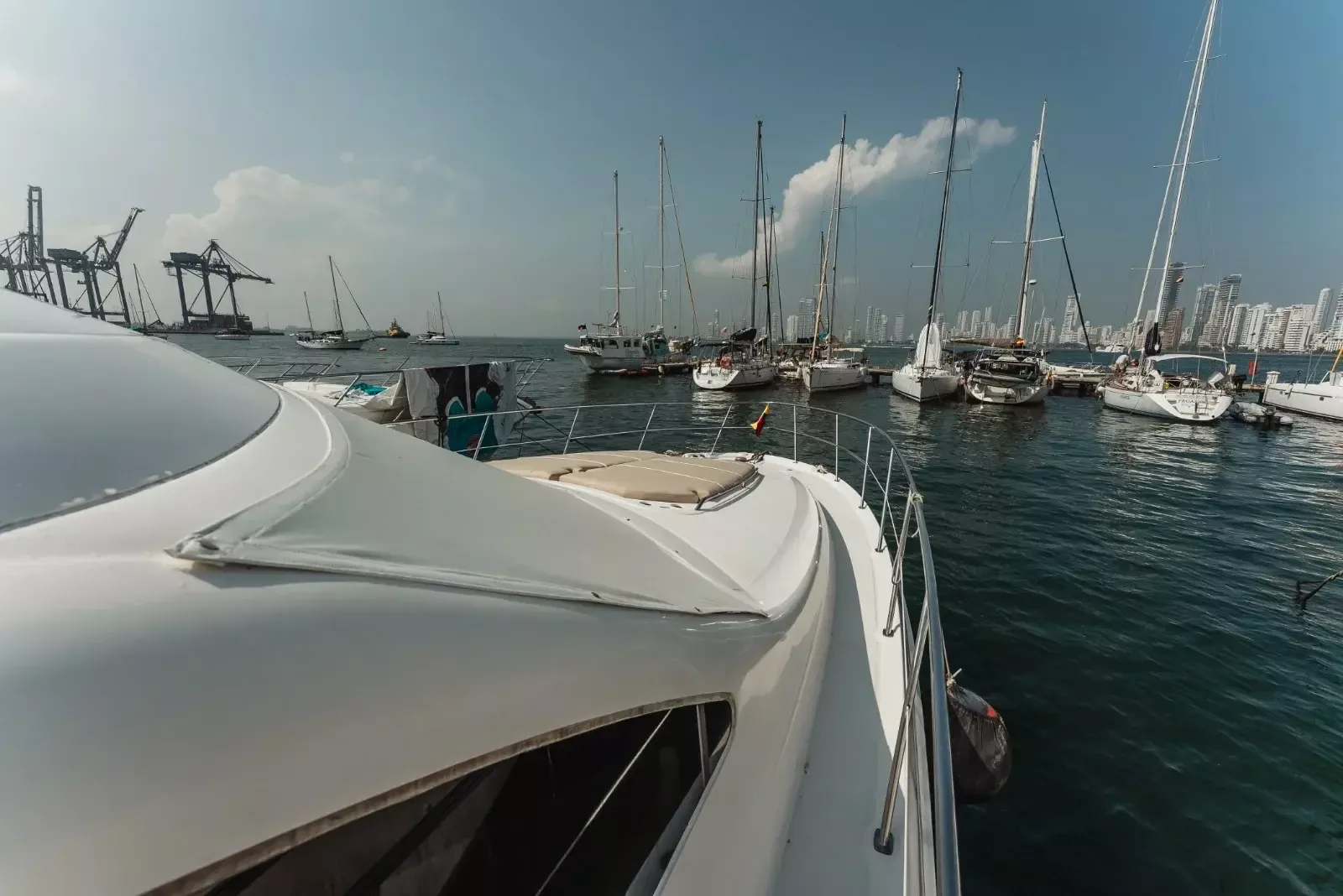 Sea Ray 580 | Blue Land