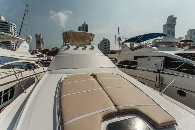 Sea Ray 580 | Blue Land
