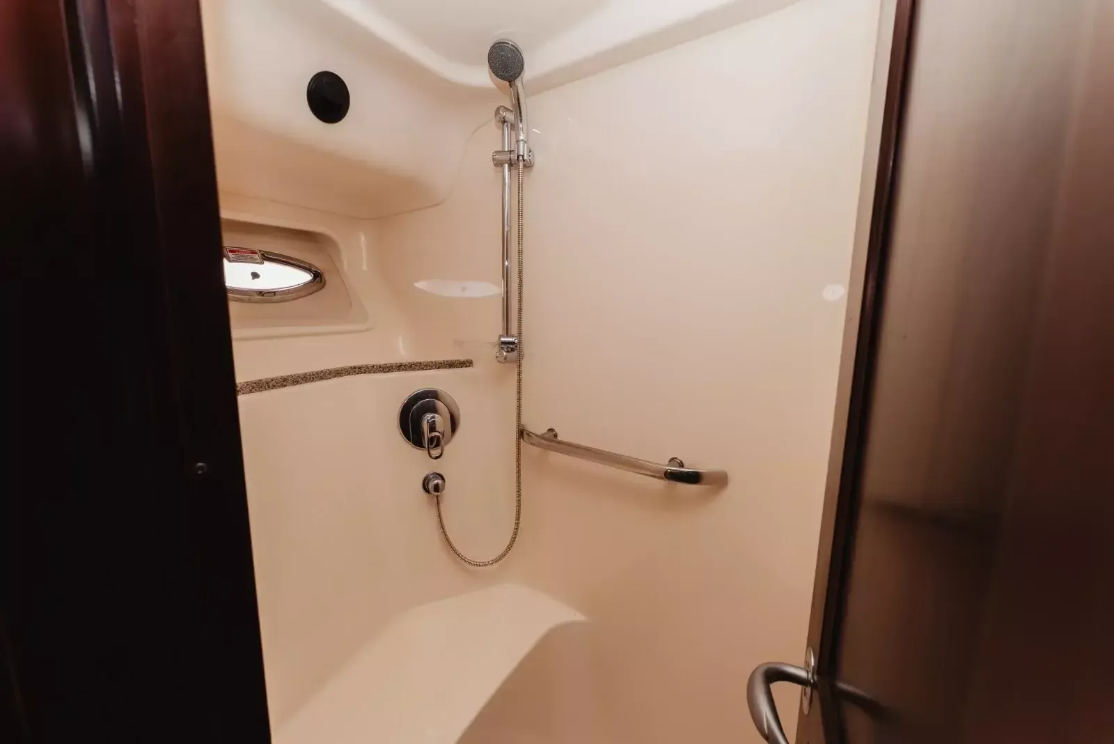 Sea Ray 580 | Blue Land