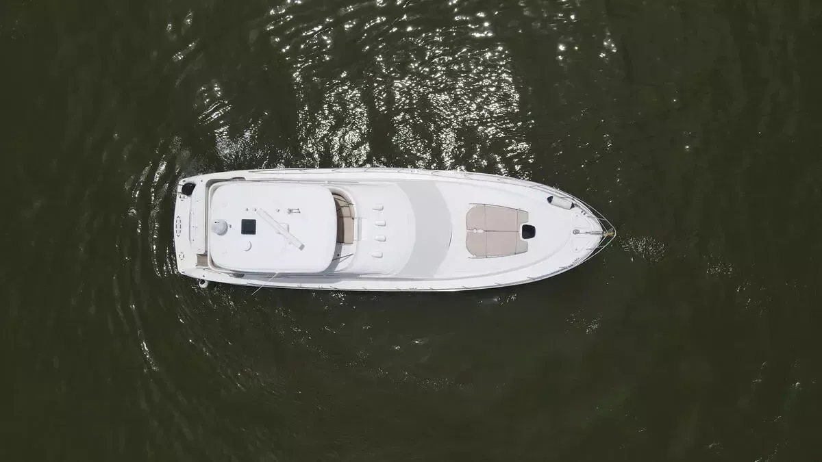 Sea Ray 580 | Blue Land