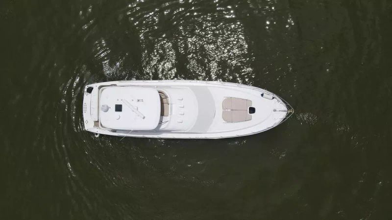 Sea Ray 580 | Blue Land