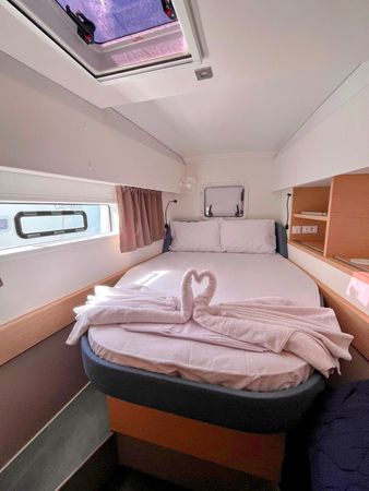 Fountaine Pajot New 41 | Halo
