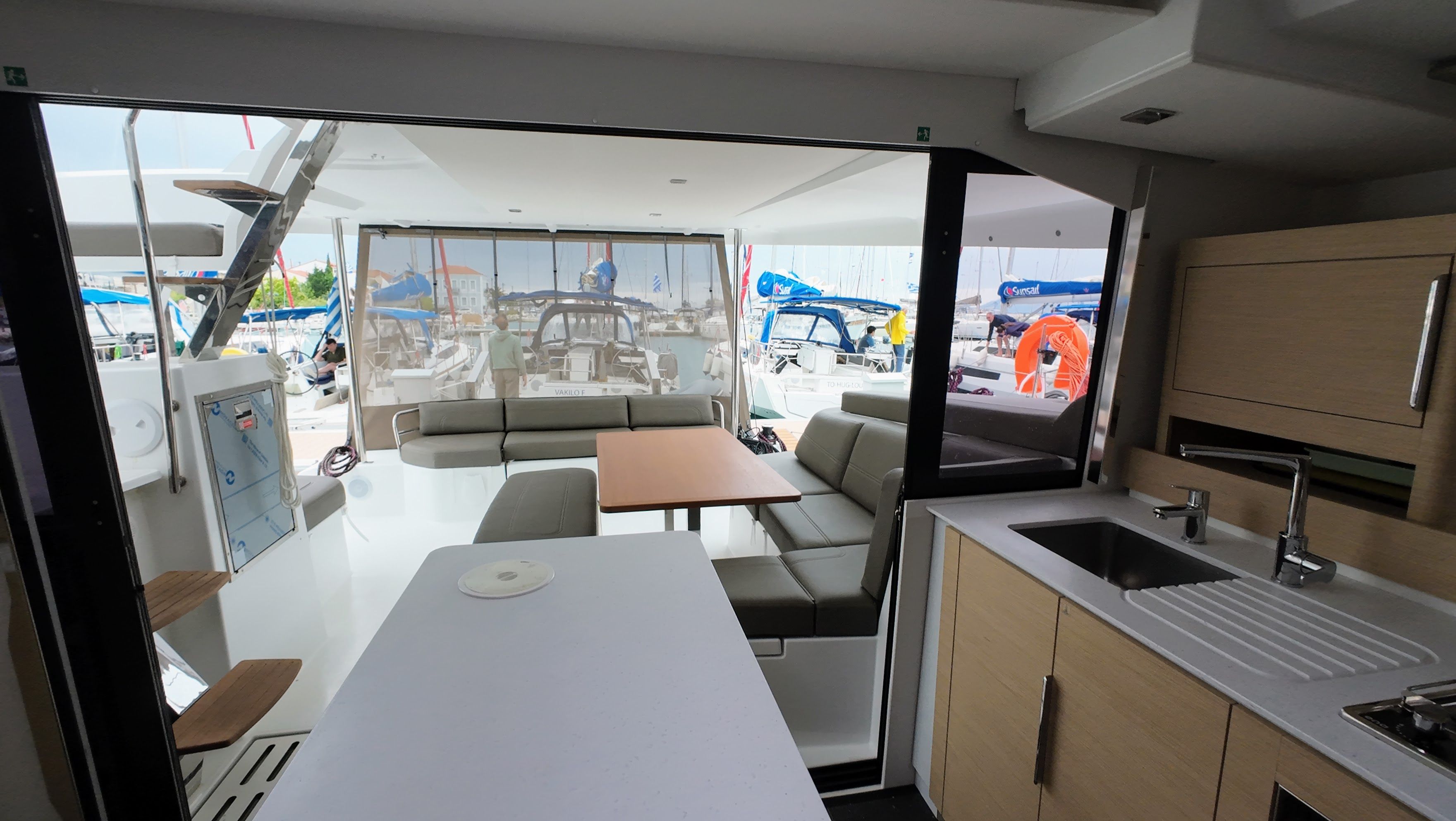 Fountaine Pajot New 41 | Halo
