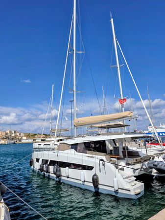 Fountaine Pajot New 41 | Halo