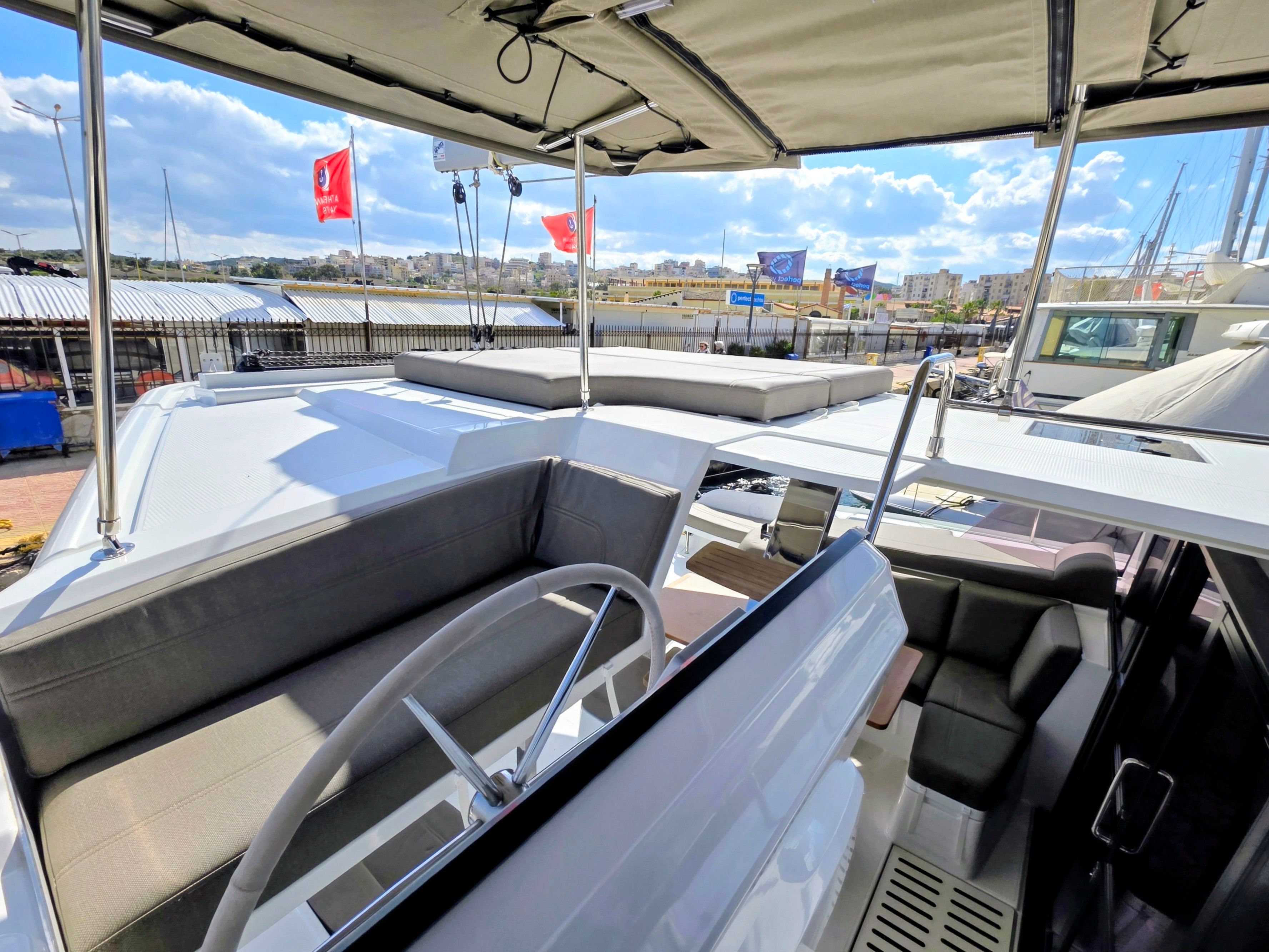 Fountaine Pajot New 41 | Halo