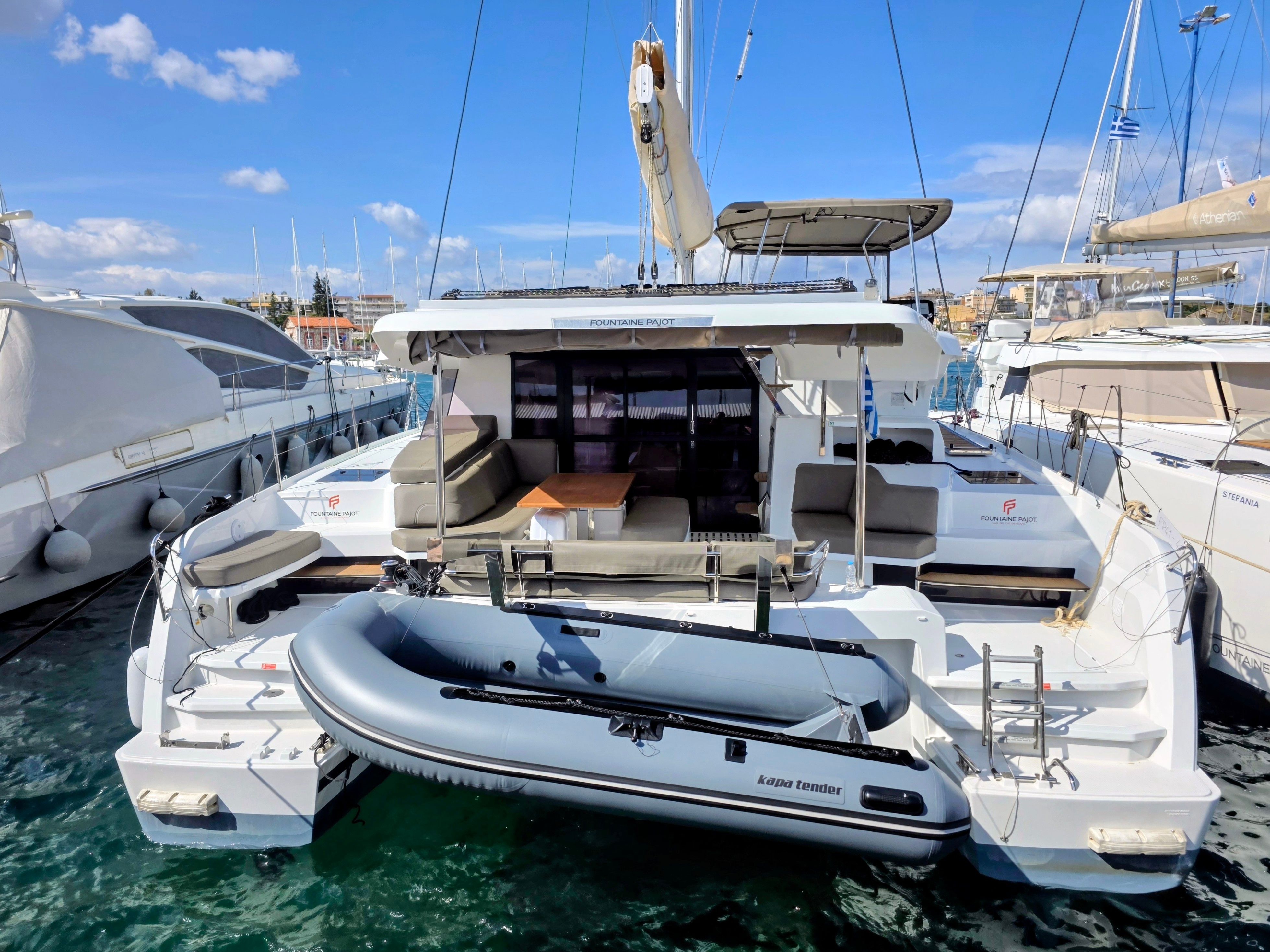 Fountaine Pajot New 41 | Halo