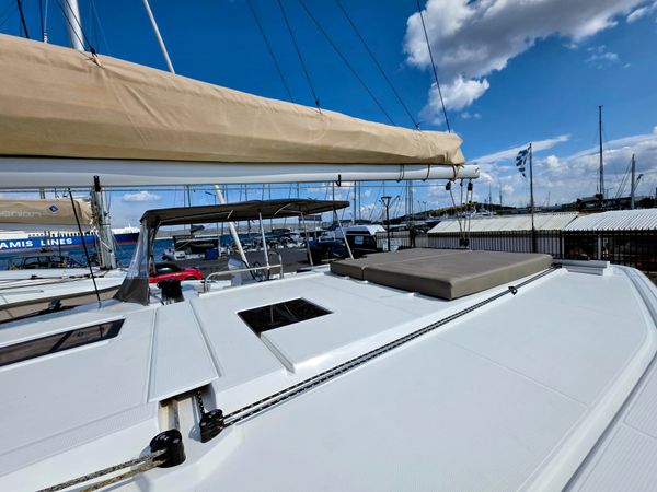 Fountaine Pajot New 41 | Halo