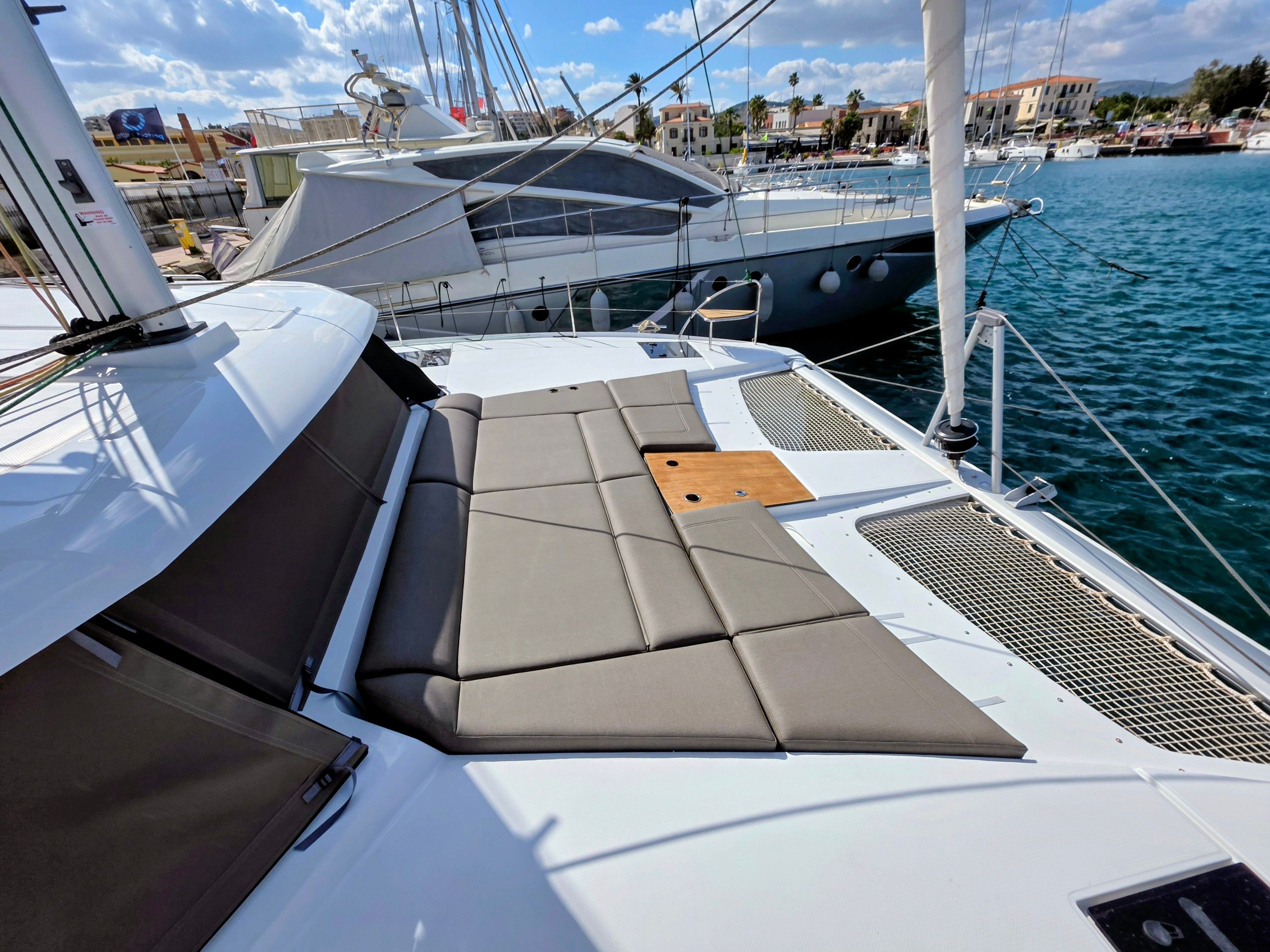 Fountaine Pajot New 41 | Halo