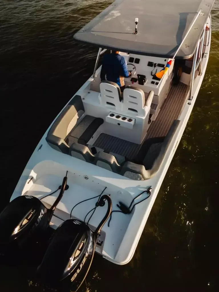 Custom Built 32 | Esturion 10