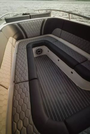 Custom Built 32 | Esturion 10