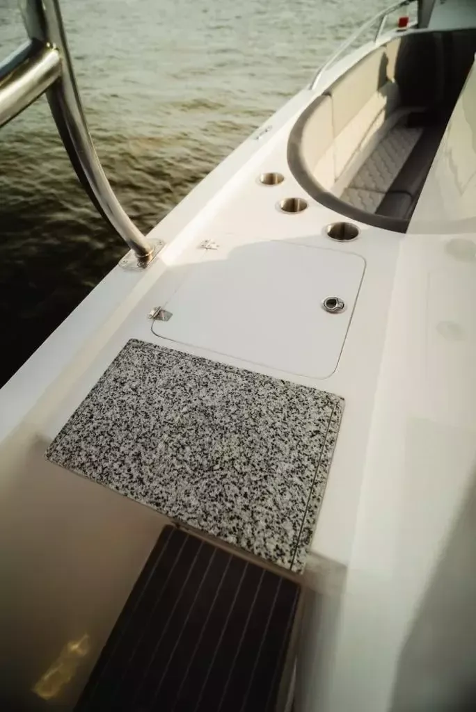Custom Built 32 | Esturion 10