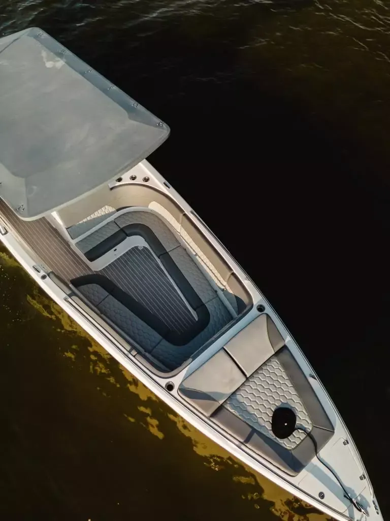 Custom Built 32 | Esturion 10