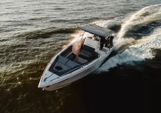 Custom Built 32 | Esturion 10