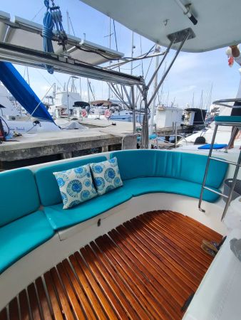 Custom Built 40 | Caro Blue