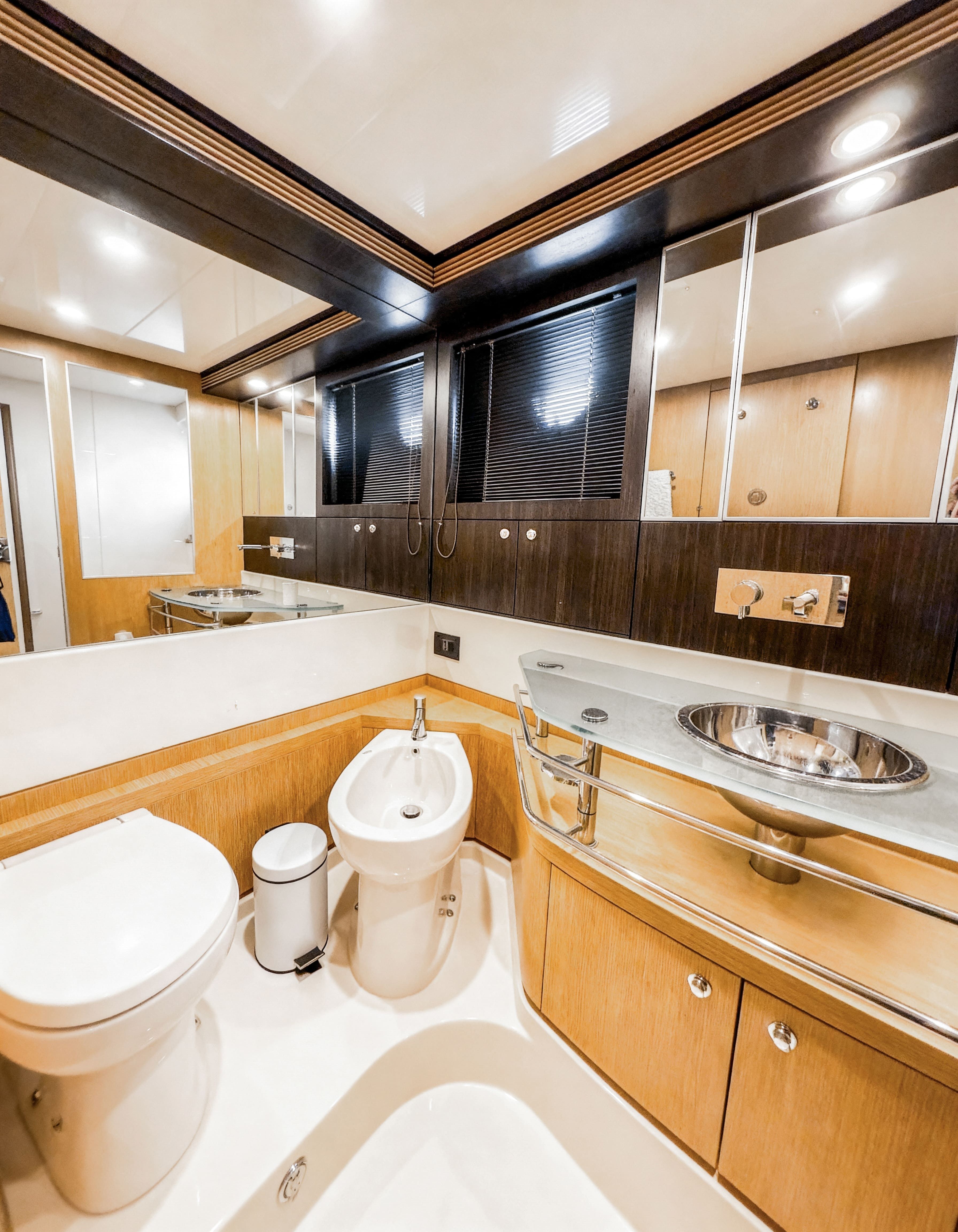 Riva Vertigo 63 | Caesar