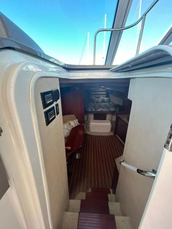 Cruiser Yachts 420 | Valemar