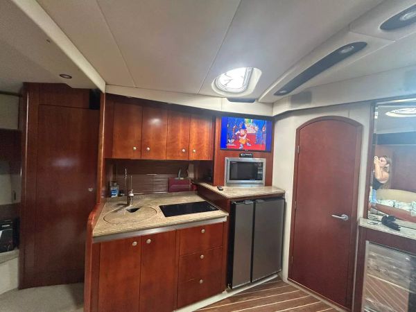 Cruiser Yachts 420 | Valemar