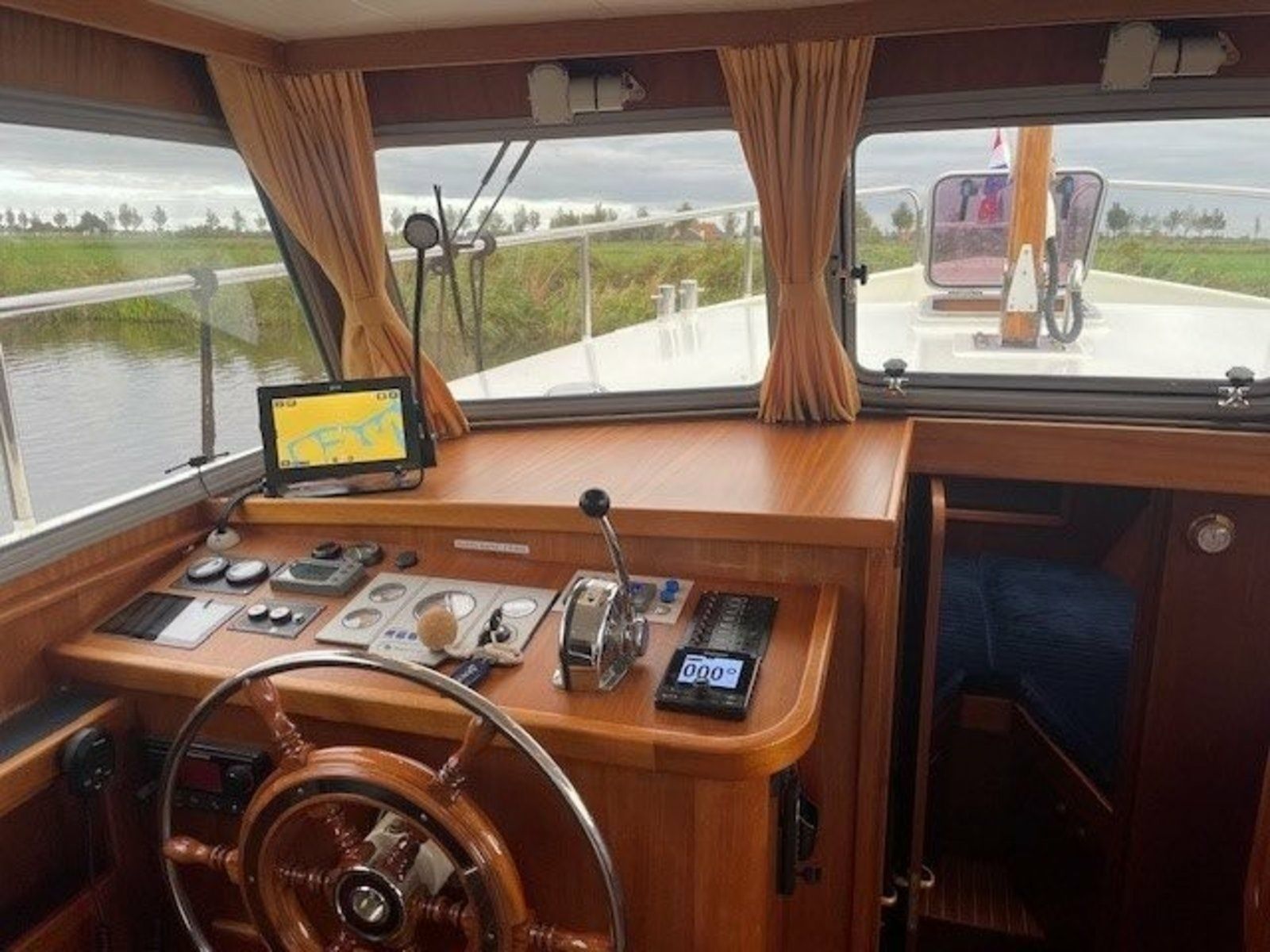 Barkas 1100 | Adebar