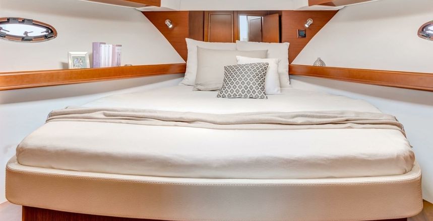 Beneteau Antares 42 | Antares