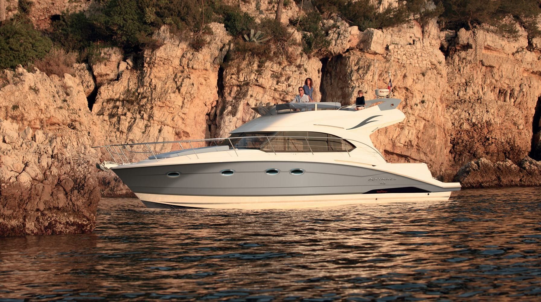 Beneteau Antares 42 | Antares