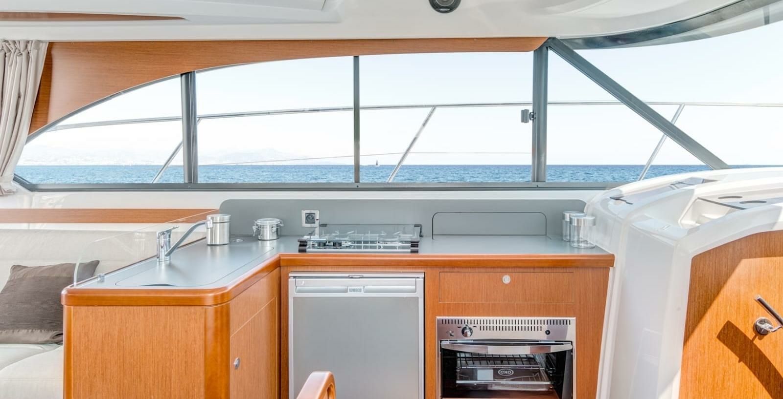 Beneteau Antares 42 | Antares