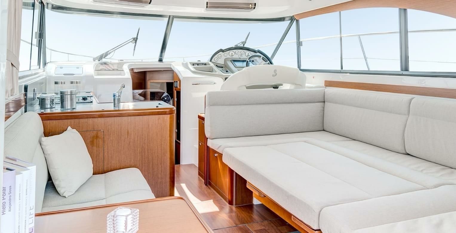 Beneteau Antares 42 | Antares
