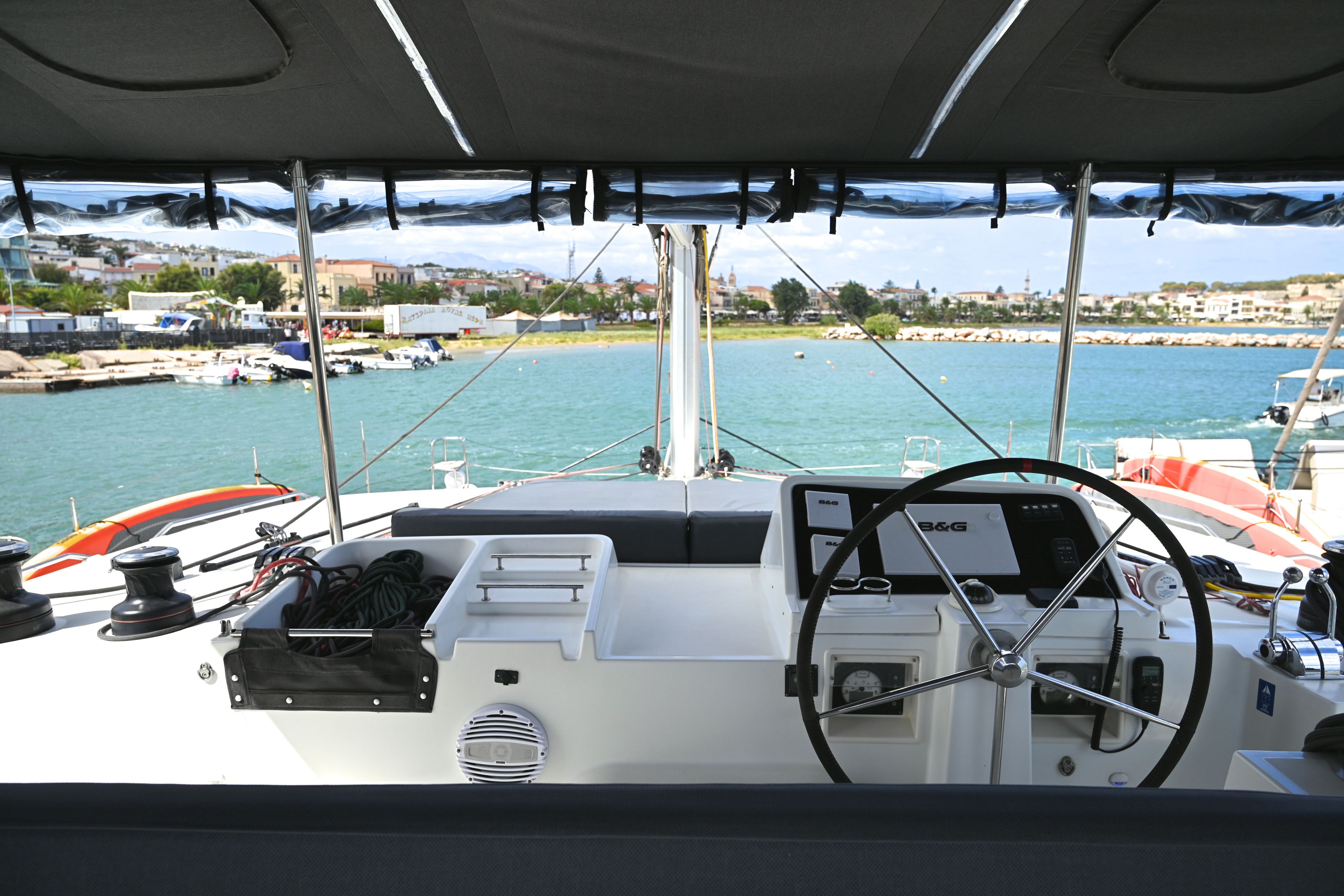 Lagoon 450 F | Achilleas