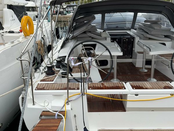 Beneteau Oceanis 47 | Offline