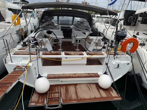 Beneteau Oceanis 47 | Offline