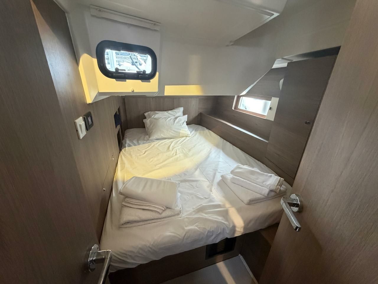Beneteau Oceanis 47 | Offline